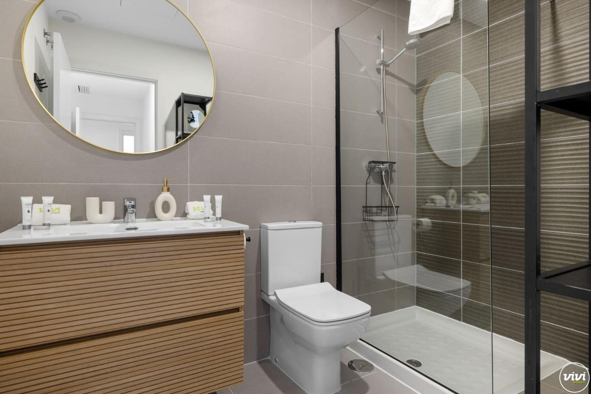 Vivi Homes - Santangelo Pool, Terrace & Sea View Benalmadena