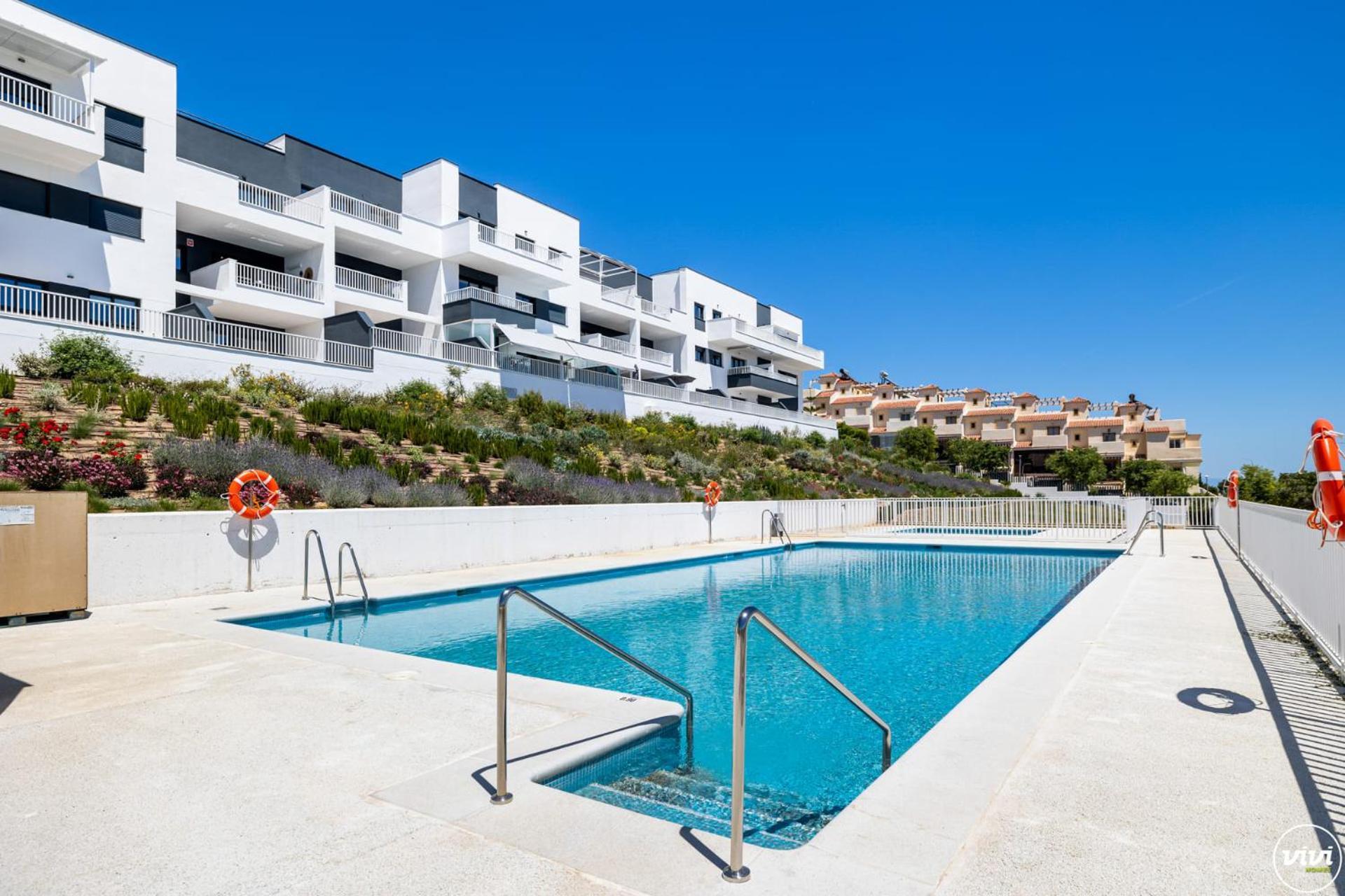 Vivi Homes - Santangelo Pool, Terrace & Sea View Benalmadena